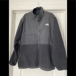 Mens The North Face jacket - size 3XL